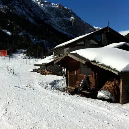 Casa Di Susa Hotel